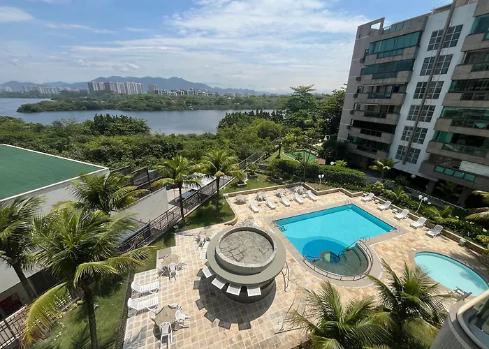 Decoracao Exclusiva Na Praia Com Piscina, Sauna, Academia E Estacionamento